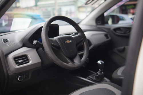 Chevrolet Onix 1.0 MPFI LS 8V FLEX 4P MANUAL
