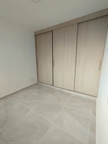 Apartamento En Arriendo En Evaristo García. Cod A11681