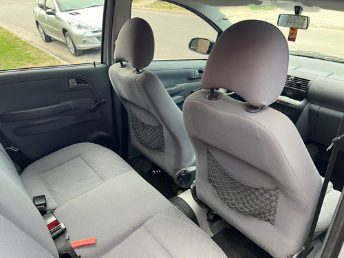 Volkswagen Suran 1.6 Comfortline 101cv 11a
