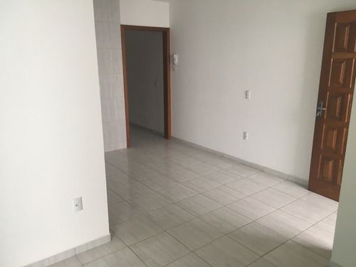 Imagem 4 de 13 de Apartamento Com Dois Quartos No Bairro Ponte Do Imaruim Em Palhoça - 77206