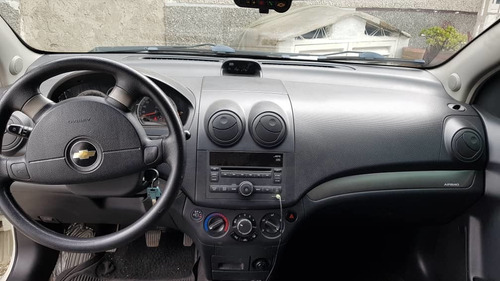 Imagen 6 de 7 de Chevrolet Aveo Lt