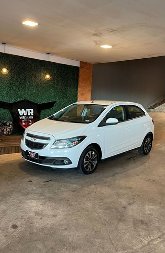 Chevrolet Onix HATCH LTZ 1.4 8V FlexPower 5p Mec.