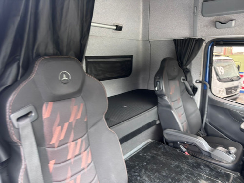 Mercedes Benz Atego 3030 Carroceria