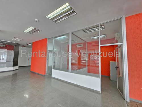 Valeria Chong Local Alquiler Barquisimeto Lara Zona Industrial Comercial Economico Codigo Inmobiliaria Rent-a-house 25-17241