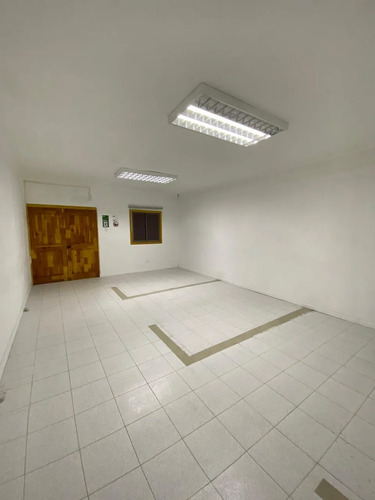 Centro Médico En Arriendo Sector Sur, Próximo A Colegios.