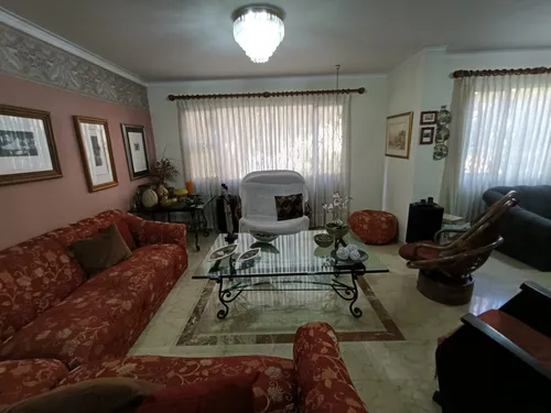 Apartamento En Venta En Conquistadores. Cod V12345