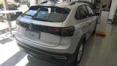 Imagen 3 de 6 de Volkswagen Nivus 2022 1.0 170tsi Manual