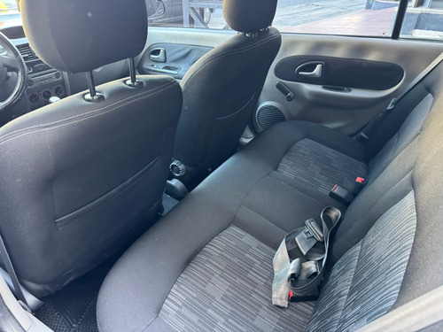 Renault Symbol 1.6 Confort