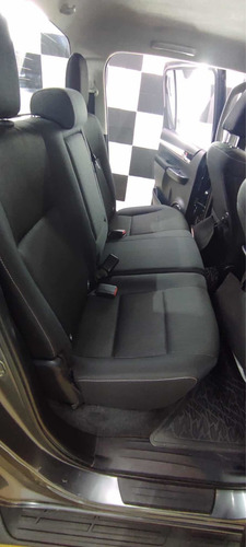 Imagen 9 de 12 de Toyota Hilux 2016 2.7 Cd Srv Vvti 4x2 - A3