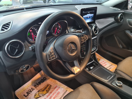 Mercedes-Benz Classe Cla 1.6 Turbo Flex 4p