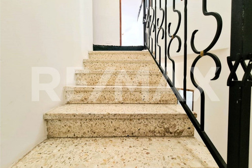 Venta Casa 4 Dorm - B Centro Oeste - Larrea 600