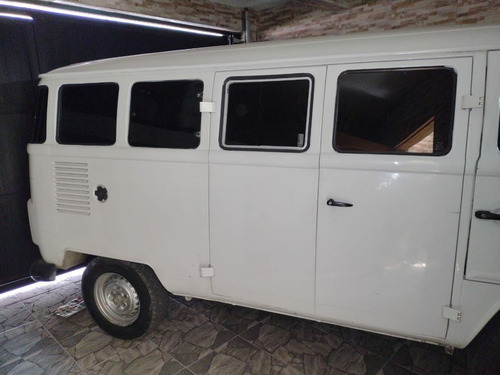 Imagem 4 de 6 de Wogues Kombi