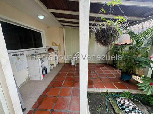 25-22701* Nataly Zambrano Casa En Alquiler En La Mora