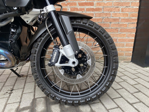 Imagem 3 de 8 de Bmw R 1200 Gs Adventure Triple Black 2017