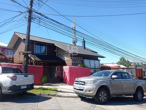 Casa Comercial En Sector Céntrico En Pto. Montt