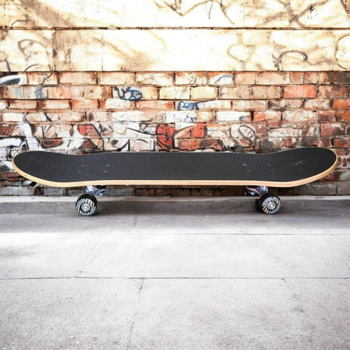 Skate Completo Kossok Patineta Eje De Aluminio Lija 9 Maple Negro Amarillo 310