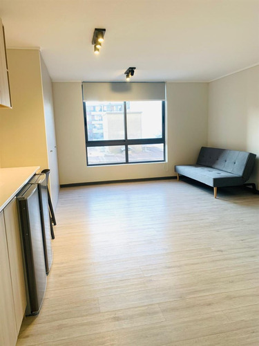 Metro Toesca. Home Estudio. Primer Mes De Arriendo Gratis