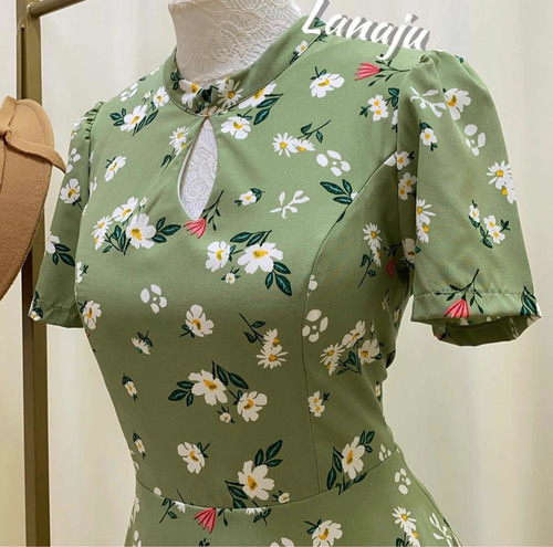 Imagem 6 de 8 de Vestido Ananda Modelo Midi Rodado