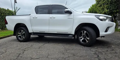 Toyota Hilux 2.4l