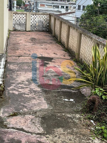 Imagem 3 de 11 de Apartamento 1° Andar - 7306