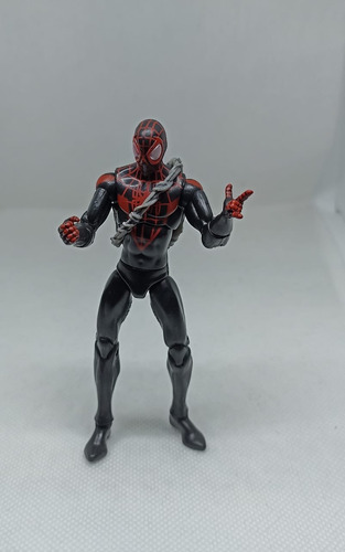 Figura Marvel Universe Miles Morales Serie 14 N. 007 (Usado)