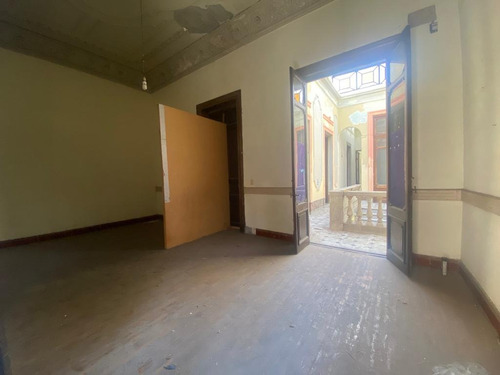 Imagen 9 de 18 de Oportunidad - Casa De Altos Con Gran Potencial Muy Proxima Plaza Independencia