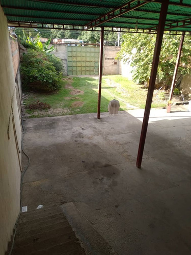 Imagen 7 de 12 de Se Vende Galpón En Palo Negro Al Final De La Calle Gran Demócrata 04243297055