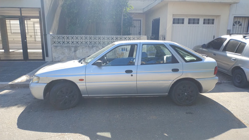 Ford Escort 1.8 Lx Aa Plus