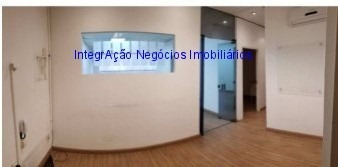 Imagem 4 de 10 de Conjunto Comercial 90m², 02 Banheiros. Condomínio Com Recepção E Segurança 24hrs. Excelente Localização Entre As Avenidas Marquês De São Vicente, - 21062406 - 69736497