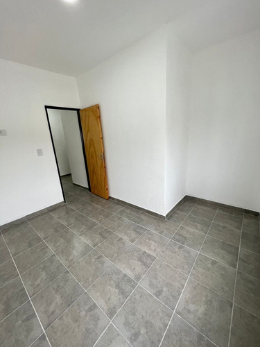 Imagen 5 de 29 de Duplex Dos Dormitorios