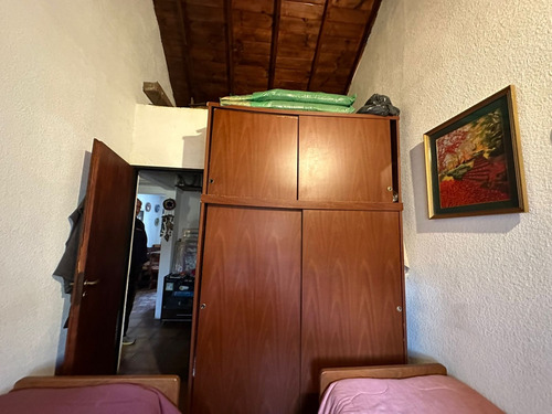 Chalet Con Piscina En Barrio De Vicenzo Grande