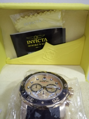 Relógio Invicta Pro Diver 17566 48mm Preto/dourado + Brinde