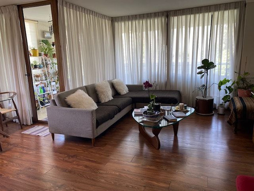 Departamento En Venta De 4 Dorm. Metro Manq. En Las Condes