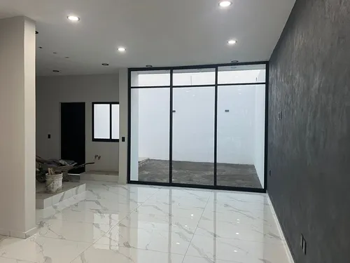 Venta De Hermosa Casa Con Excelentes Acabados En La Rioja Colima Al Noreste