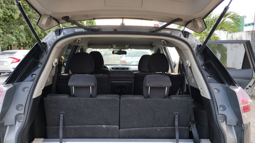 Nissan X-Trail 2.5 Advance 2 Row Mt