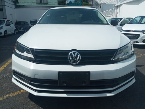 Imagen 2 de 11 de Volkswagen Jetta 2018 2.0 Tiptronic At