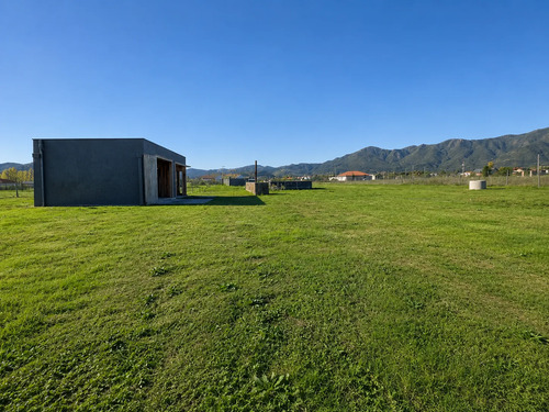 Parcela De 5000m2 Con Casa De 2d 1b Y Quincho En Los Niches