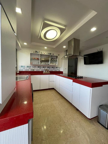 Yosmar & Fernando Lujoso Y Exclusivo Penthouse A La Venta En El Parral Res Le Parc