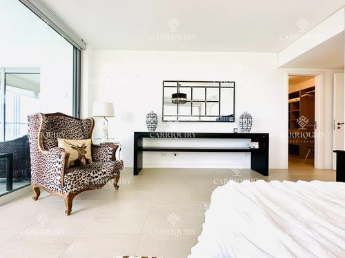 Alquiler Temporal Y Anual De Maravilloso Departamento Esquinero En Torre Le Parc, Playa Brava, Punta Del Este