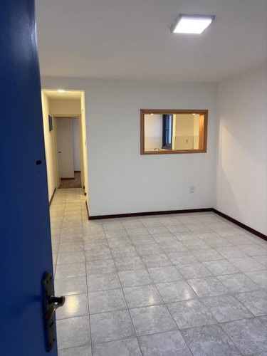 Departamento En Planta Baja En Vazquez Y Vega Esq Sarmiento