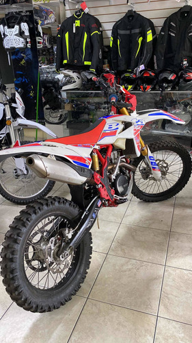 Imagen 7 de 18 de Beta 350
