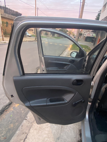 Ford Fiesta 1.6 Ambiente