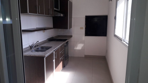 Venta Semipiso 3 Ambientes Con Patio. Patron 6200.