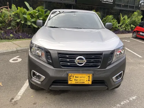 Nissan NP300 Frontier 2.5 Mt 4x2 2019
