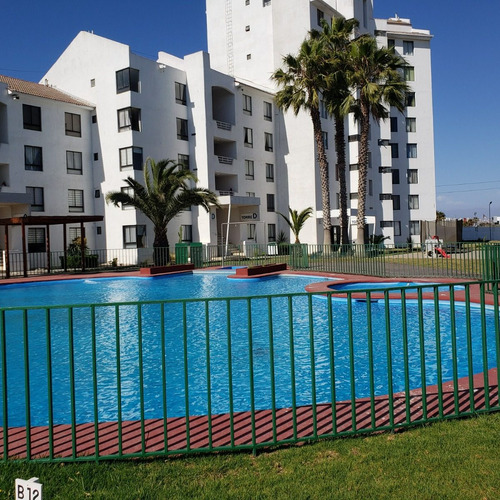Imagen 12 de 13 de Amplio Departamento Frente Al Mar, Coquimbo. Primera Linea