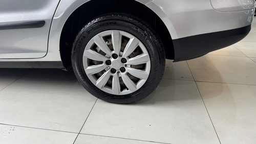Volkswagen Spacefox 1.6 Plus Total Flex 5p