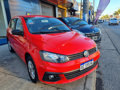 Imagen 2 de 16 de Volksvagen Gol Trend Rojo Usado 2018