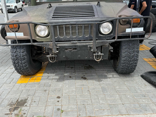 Hummer H1