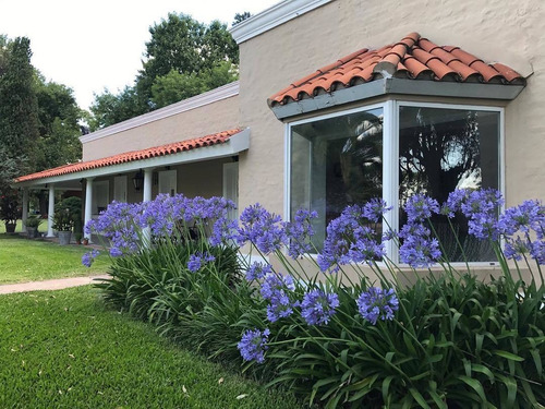Hermosa Casa De Campo En Luján
