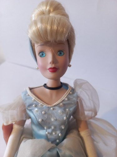 Cenicienta Muñeca (Usado)